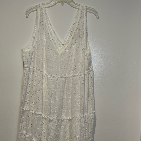 Johnny was Etheral white dress eyelet and silk and cotton and slip - Picture 11 of 16